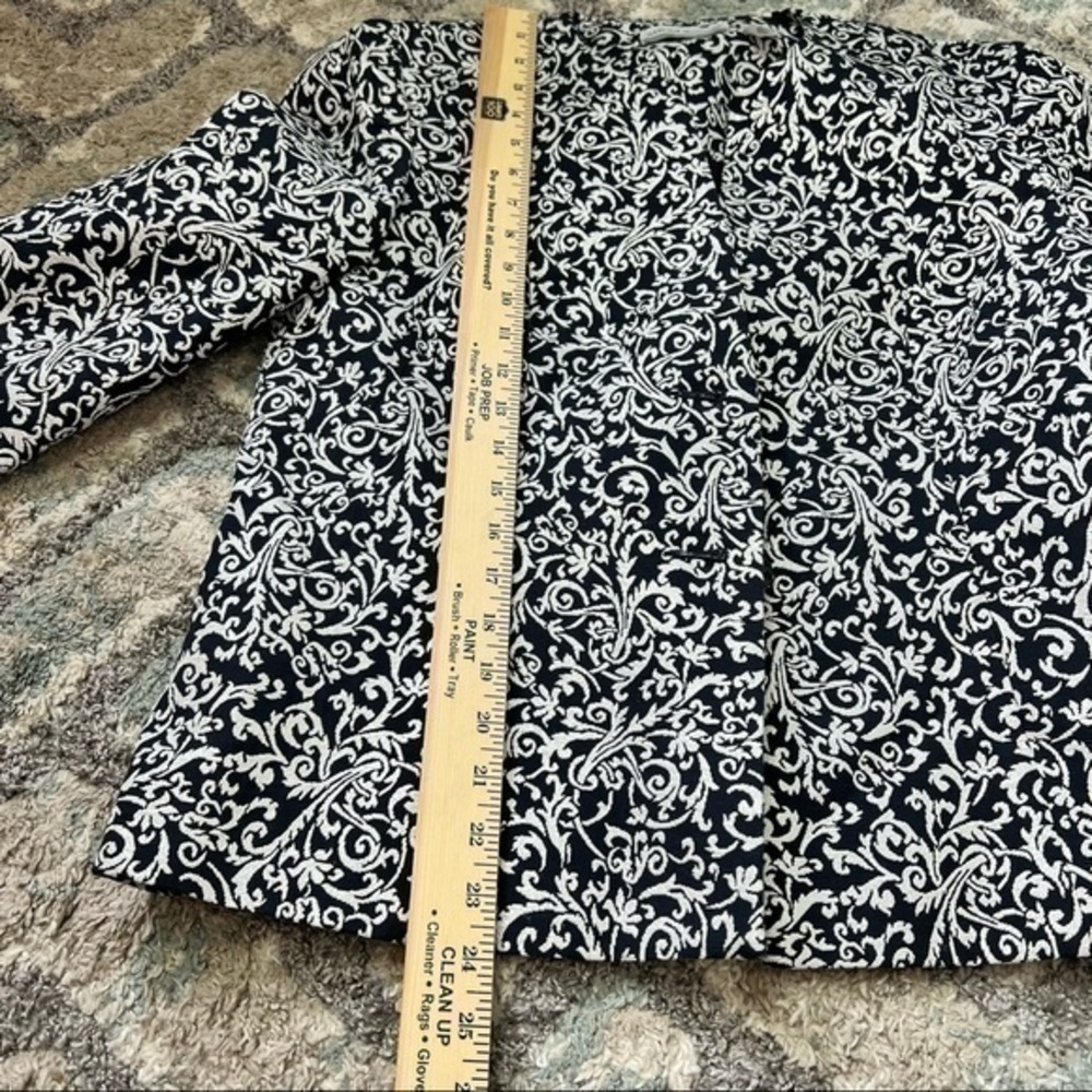 Alfred Dunner Womens Jacket Coat Metallic Black Floral Buttons Petites 12P - Picture 8 of 9